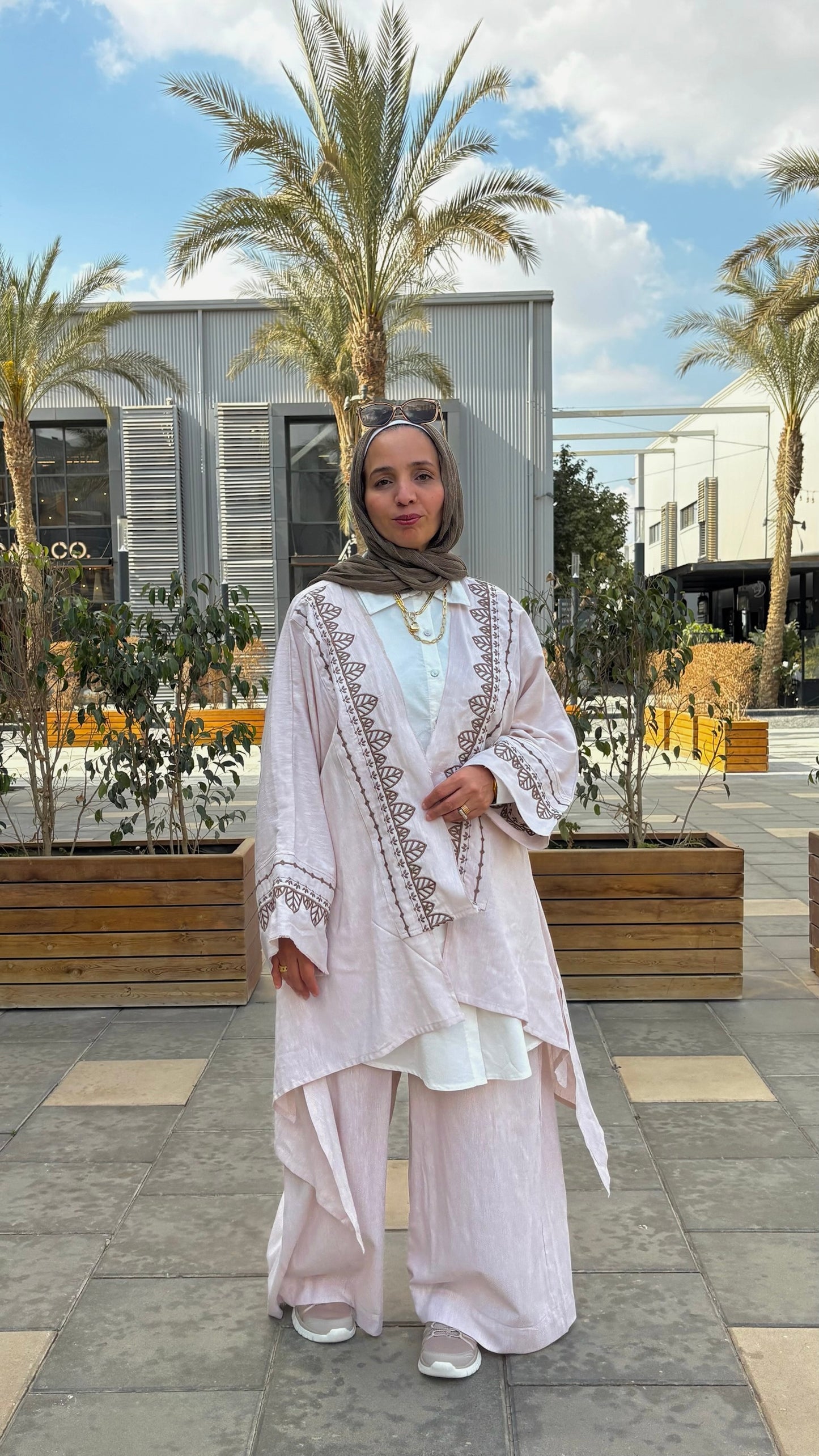 Embroidery linen set